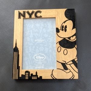 Disney NYC photo frame